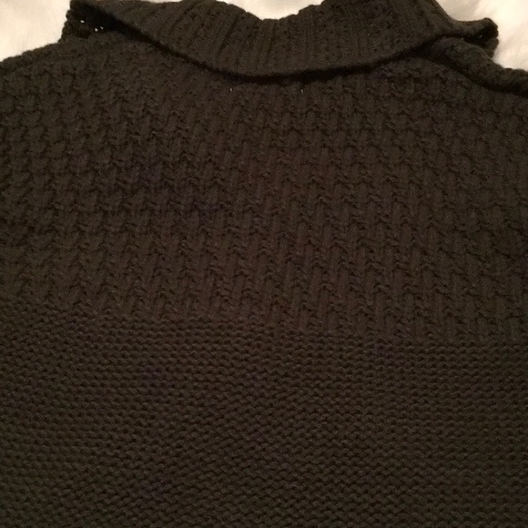 NWOT Green Sweater - Picture 4 of 5